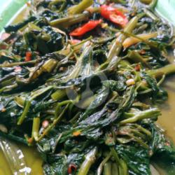 Cah Kangkung Teri Terasi