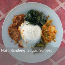 Nasi   Rendang Lalaban  Kuah Nangka