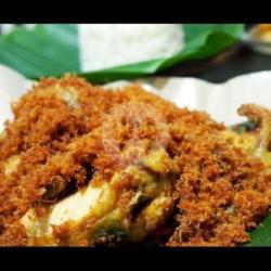 Ingkung Ayam Jawa Goreng