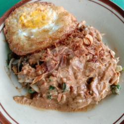 Gado Gado Lontong Telor Ceplok