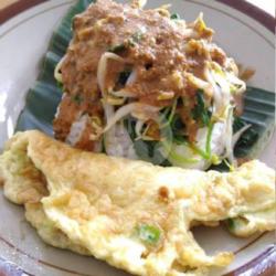 Nasi Pecel Telor Dadar