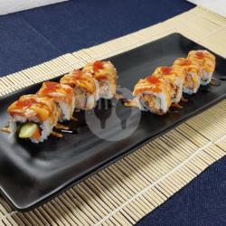 Salmon Spicy Roll (8 Pcs)