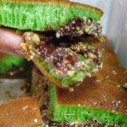 Manis Pandan Kacang Coklat