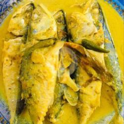 Nasi Ikan Gulai Kuning