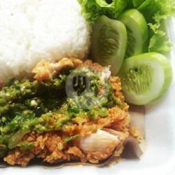 Ayam Geprek Sambal Ijo   Nasi