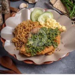 Mie Chicken Katsu Cabe Hijau