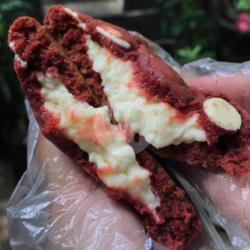 Red Velvet Cookie