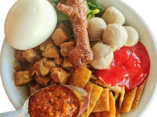 MIE AYAM BAKSO MANG UJANG, CIHAURBEUTI CIAMIS