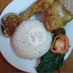 Paket Ayam Goreng Tempe Rempah