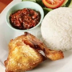 Nasi Ayam Goreng Kampung