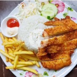 Chiken Katsu   Nasi   Kentang Goreng