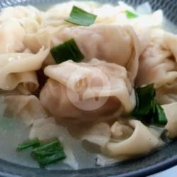 Soup Wonton Ayam   Shiewmai Tahu