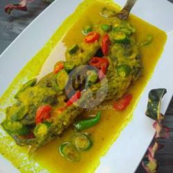 Ikan Lele Bumbu Kuning