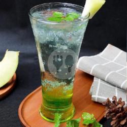 Lychee Mojitos