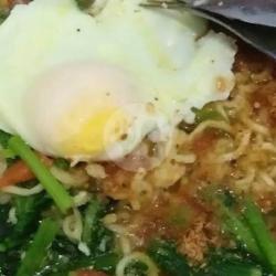 Mie Kuah Telor