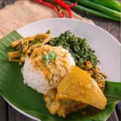 Nasi Padang Gulai Ayam