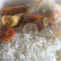 Nasi   Sayur Mangut   Gorengan   Sambel