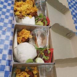 Paket Ayam Kampung Goreng Kremes