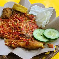 Ayam Gebug Sambel Setan