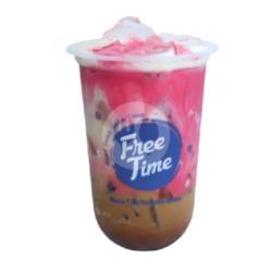 Latte Red Velvet Ice Coffee (regular)