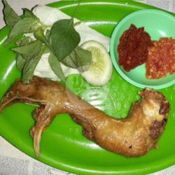 Kepala Ayam Goreng