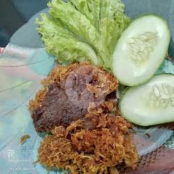 Daging Sapi Gepuk Serundeng ( Tanpa Nasi Dan Sambal )