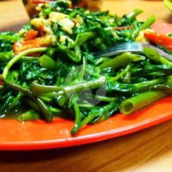 Cah Kangkung Cumi