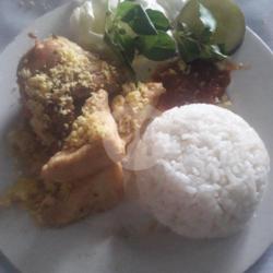 Nasi Dada Ayam Kremes