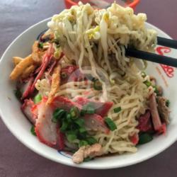 Yam Bakmi   Bakso