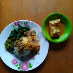 Nasi Kikil Sayur Komplit