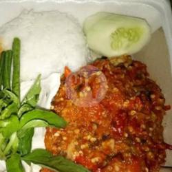 Sego Sambel Ayam Penyet/geprek