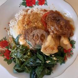 Nasi Rendang Hati Sapi