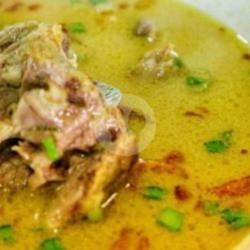 Empal Gentong Campur   Ketupat