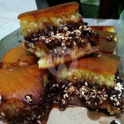 Martabak Manis Coklat Wijen Susu