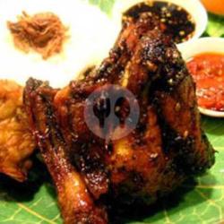 Ayam Bakar Bekakak