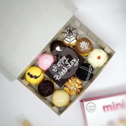 Donat Baby Isi 12   Papan Coklat Tulis