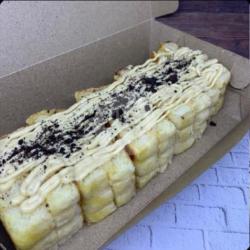 Roti Bakar Pastry Strawberry