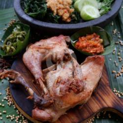 Ayam Kampung Tim Goreng Spesial Khas Solo   Urap