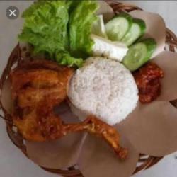 Nasi Ayam Goreng Sambel  Pecel Ayam Plus Lalapan