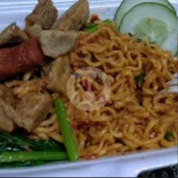 Indomie Goreng / Kuah Biasa Level