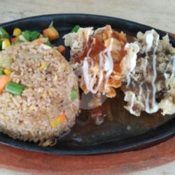 Nasi Goreng Sapi Crispy