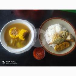 Sayur Asem  Nasi Ikan Asin Tempe Dan Tahu