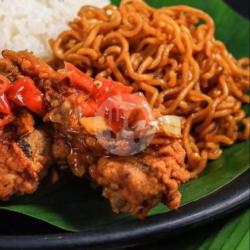 Mie Goreng   Ayam Geprek Free Teh Pucuk