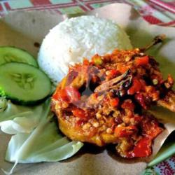 Nasi Puyuh Penyet