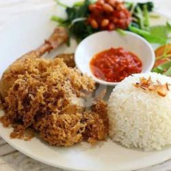 Paket Nasi Ayam Goreng Kremess