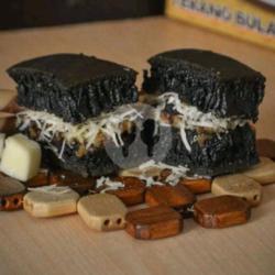 Kacang  Coklat Holland (kecil)