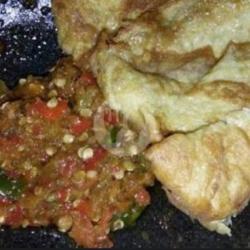 Nasi Campur Ikan Goreng Telur Sambal Merah