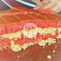 Martabak Red Velvet Kacang Susu