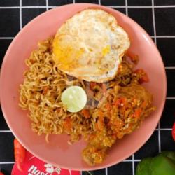 Mie   Telur   Ayam Geprek