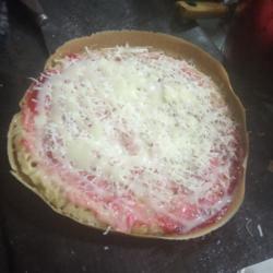 Martabak Keju Strawberry